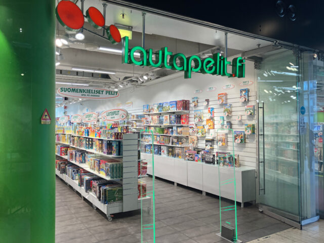 Lautapelit.fin myymälä Helsingissä.