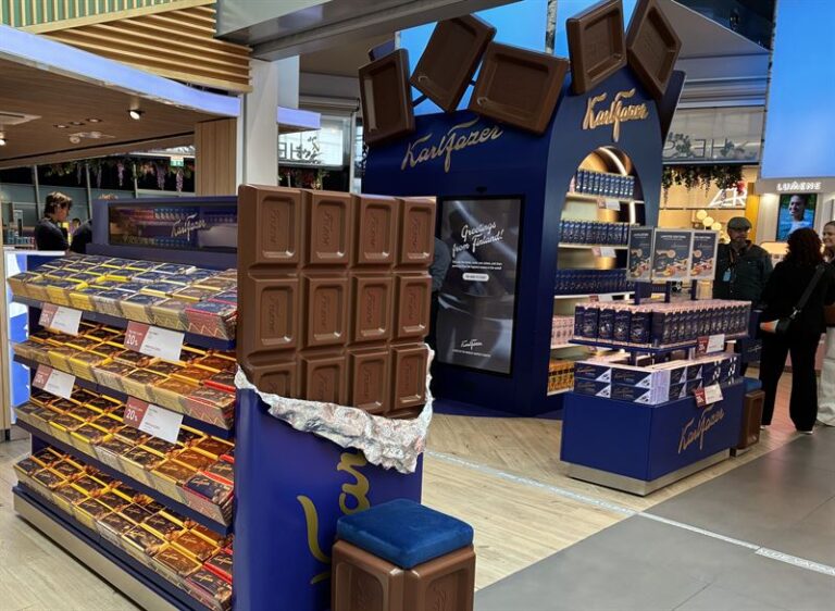 Karl Fazer loi kaikkien aistien suklaakaupan Helsinki-Vantaa-lentokentälle