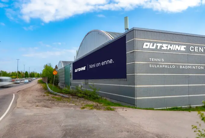 Outshine ja Kulosaaren tennishallit yhteistyöhön