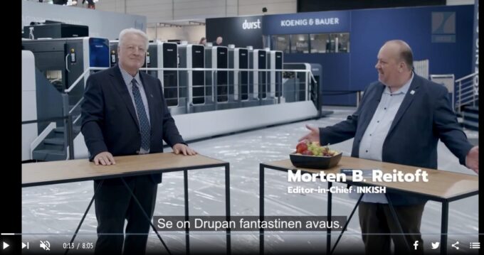 Videotunnelmia Drupa-messuilta suomeksi tekstitettynä – joka päivä