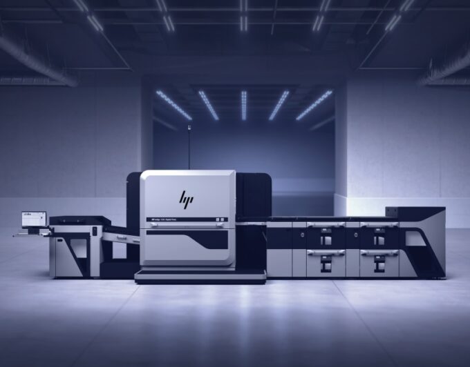 HP esittelee automatisoituja tuotantolinjoja Drupassa